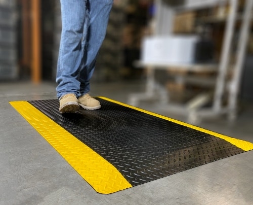 Top 6 Benefits of Diamond Plate Anti-Fatigue Matting