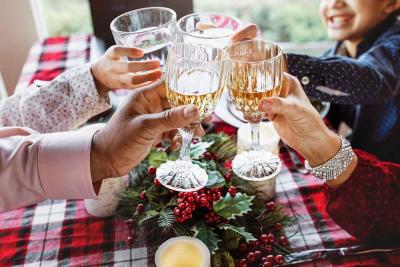 3 Ways to Help Employees Enjoy the Holiday Season  